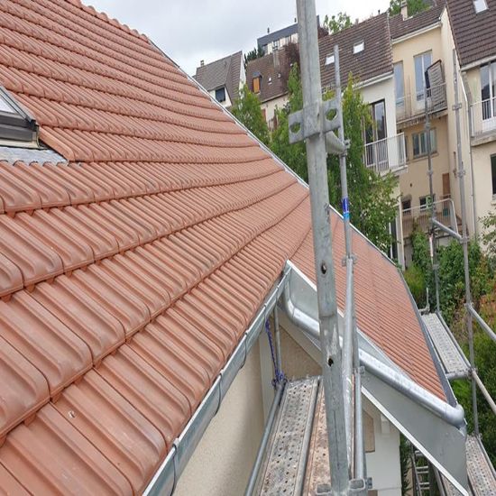 Pose de gouttière à Le Plessis-Trévise dans le Val de Marne dans le (94) et en Ile de France